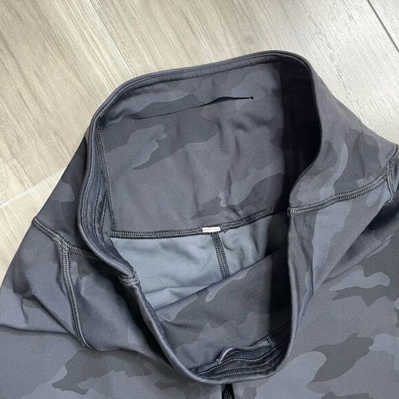 Lululemon Base Pace High-Rise‎ Crop 23" Size 8 Heritage 365 Camo Deep Coal - Picture 7 of 13